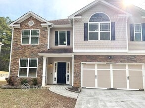 Building Photo - 110 Parkway Dr