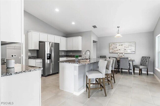 Foto del edificio - 418 NW 20th Terrace