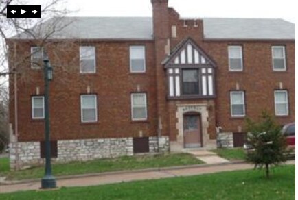 Primary Photo - 3830 Roland Blvd