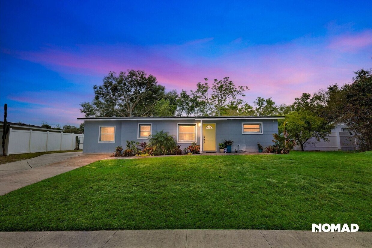 Primary Photo - Charming 3-Bedroom, 2-Bathroom Single Fami...