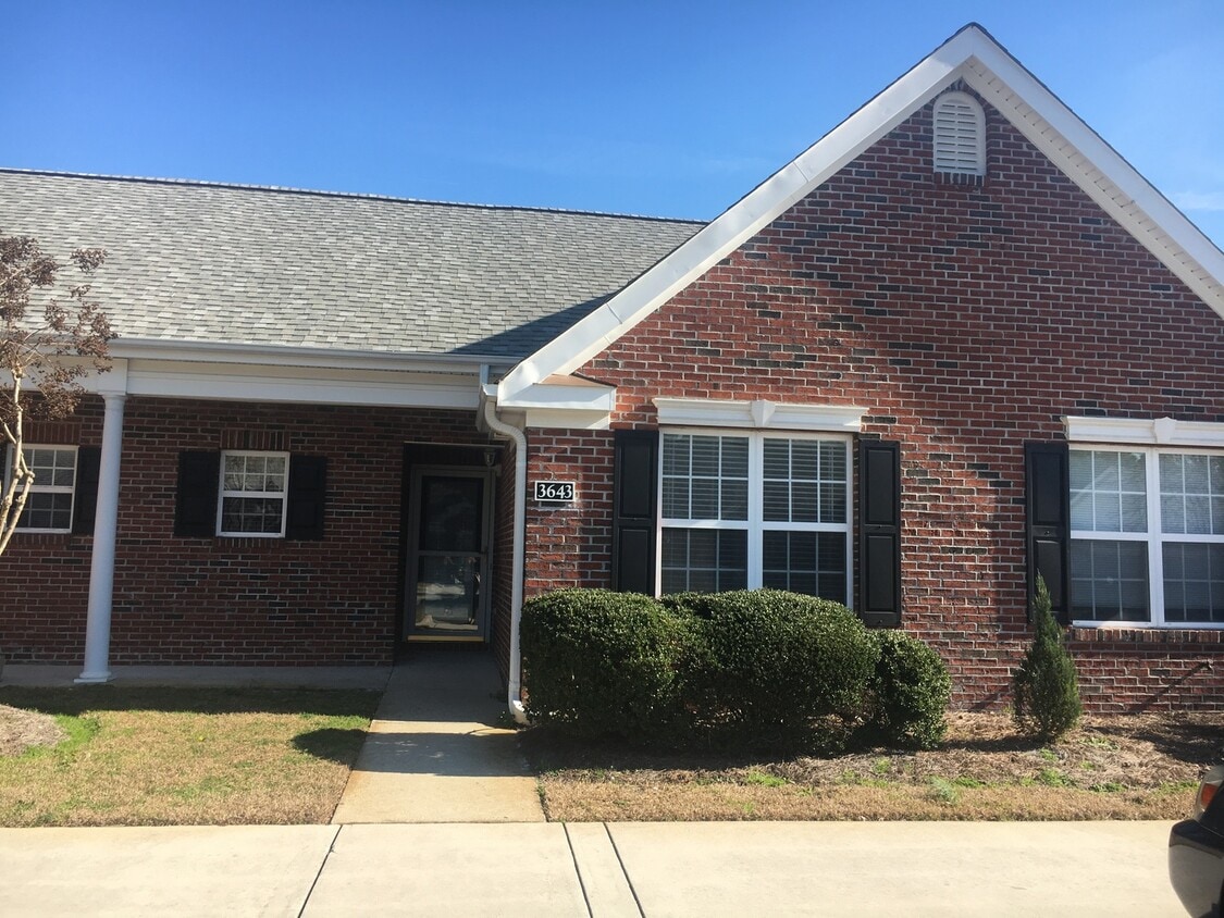 Primary Photo - Merestone Community off George Anderson, b...