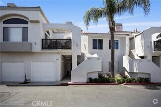 Building Photo - 28255 Via Fierro