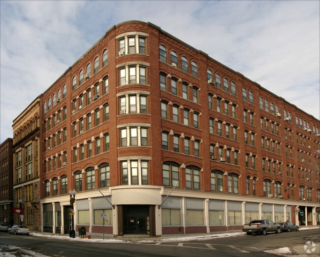 BOSTON MACHINE LOFTS CONDOS