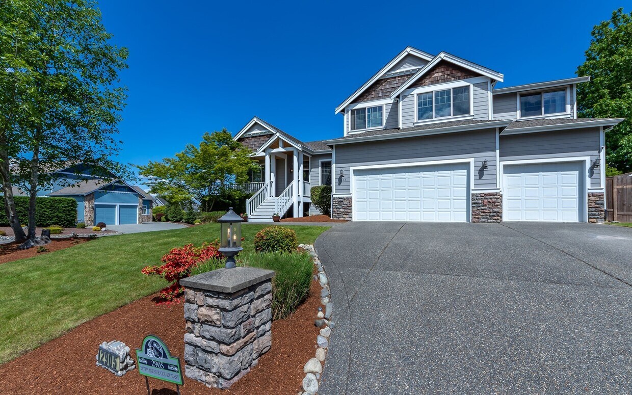 Foto principal - 2905 217th Ave Ct E