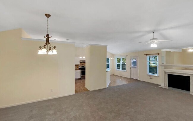 Building Photo - 4656 Chaucer Pl NW