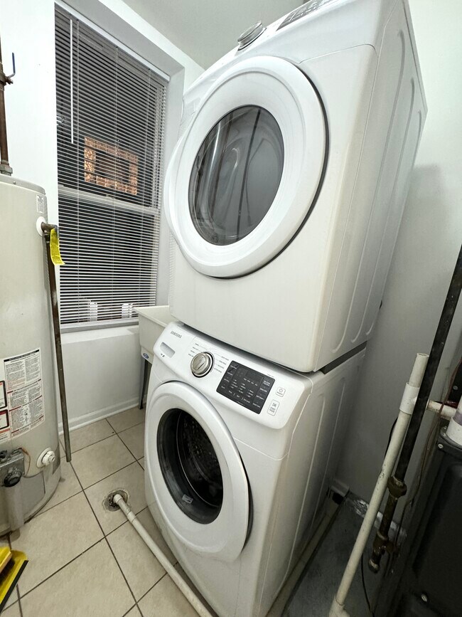 Foto del edificio - 240 W 24th St