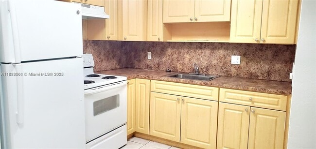 Foto del edificio - 4163 SW 67th Ave