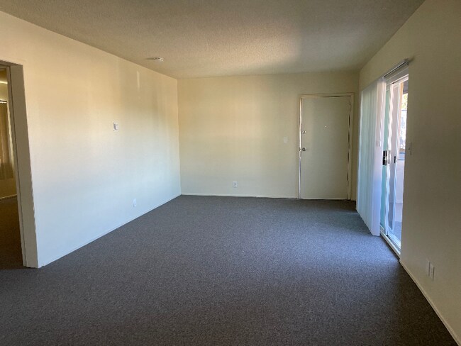 Foto del edificio - 700 N East End Ave