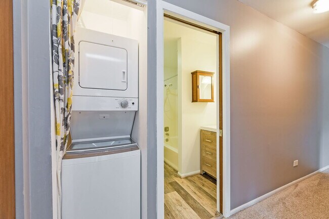 Foto del edificio - 1464 Stonebridge Cir