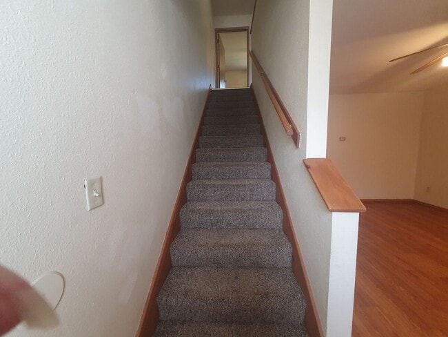 Building Photo - 24990 Scenic Dr