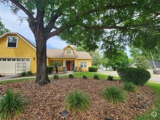 Building Photo - 9206 NW 23rd Ln