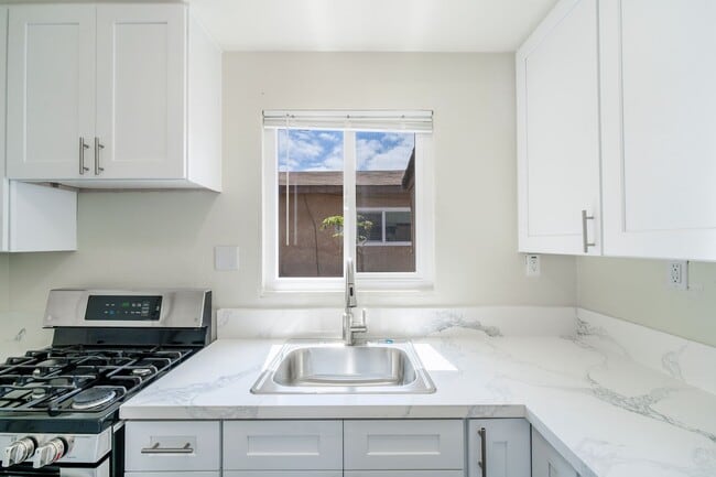 Building Photo - Huge Freshly Renovated 1 Bedroom in Linda Vista | Rare Spacious Layout