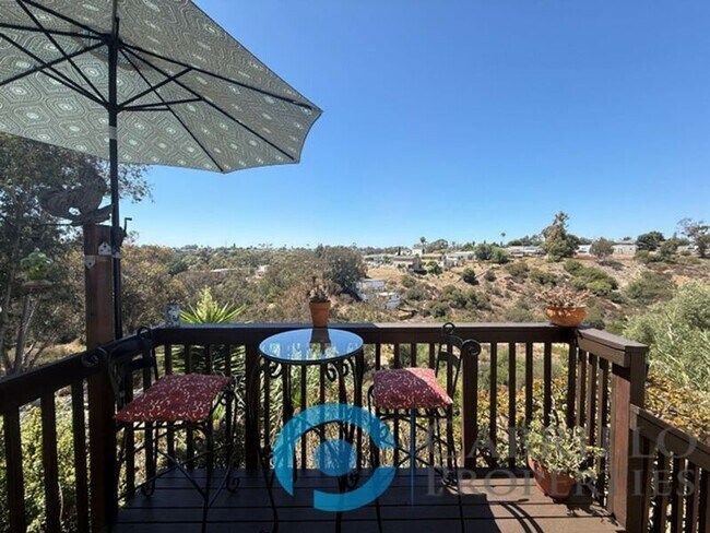 Building Photo - 3964 Manzanita Dr