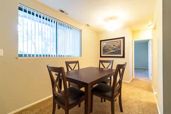 Interior Photo - Valley Plaza Apartments