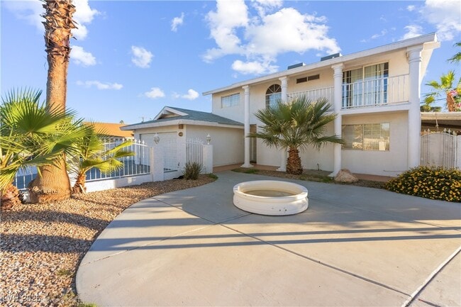 Building Photo - 2419 E Vegas Valley Dr