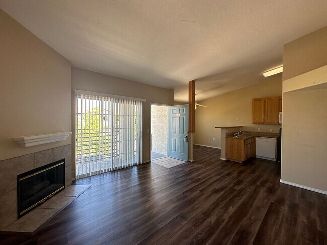 Foto del edificio - Adorable 3 bedroom Las Vegas Nv condo