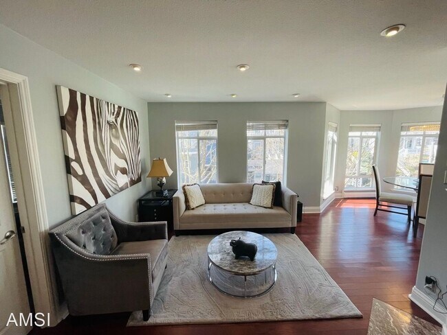 Building Photo - 2 br, 2 bath House - 1696 Golden Gate #202