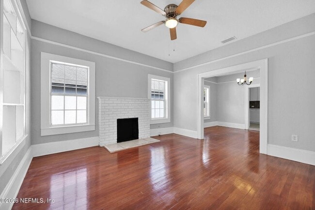 Building Photo - 2517 Orion St