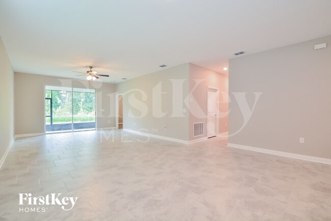 Building Photo - 4451 Seven Canyons Dr