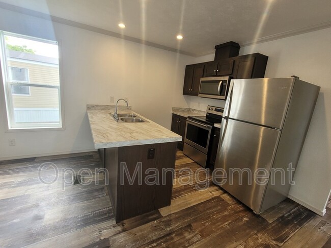 Foto del edificio - 415 North Elkhart Street