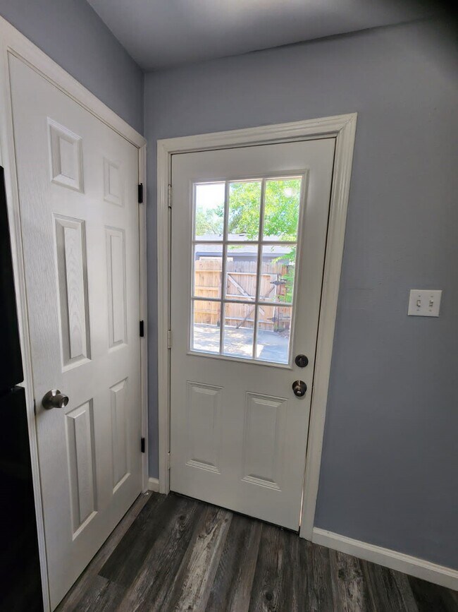 Foto del edificio - 2677 Gessner Rd