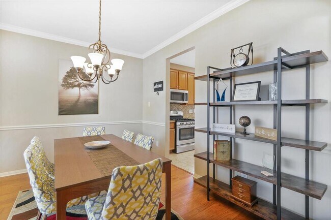 Building Photo - 8702 Backcove Ct