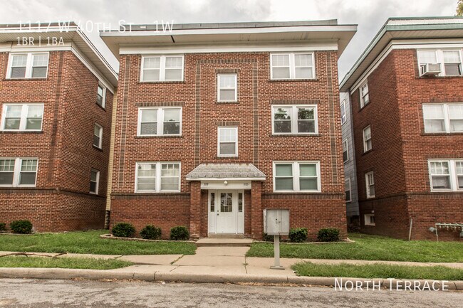 Foto del edificio - Freshly Upgraded 1BR in Midtown KC — Trend...