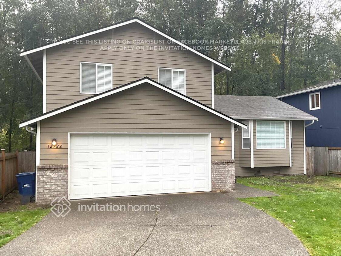 Foto principal - 12722 58th Ave NE