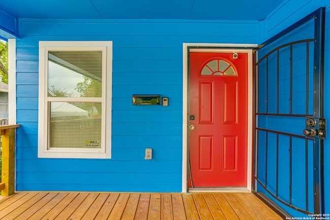Foto del edificio - 1039 McKinley Ave