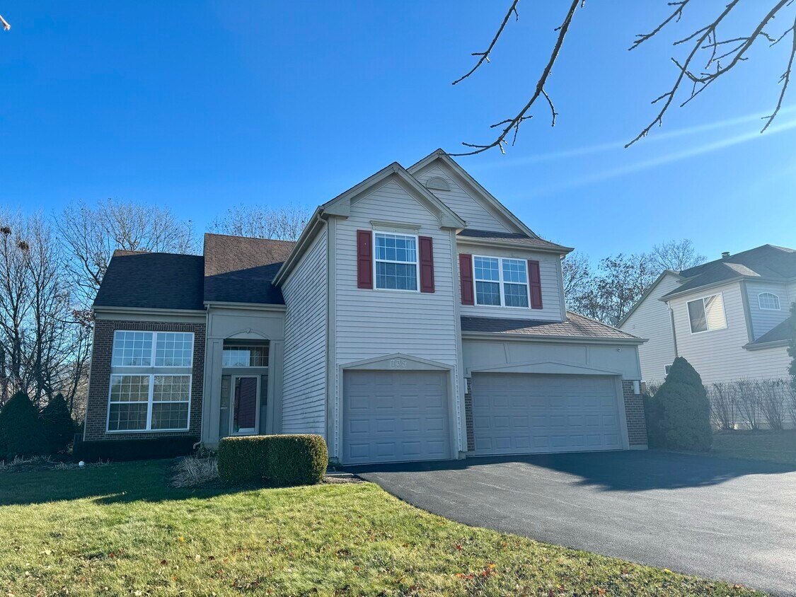 Foto principal - 735 Ravinia Dr