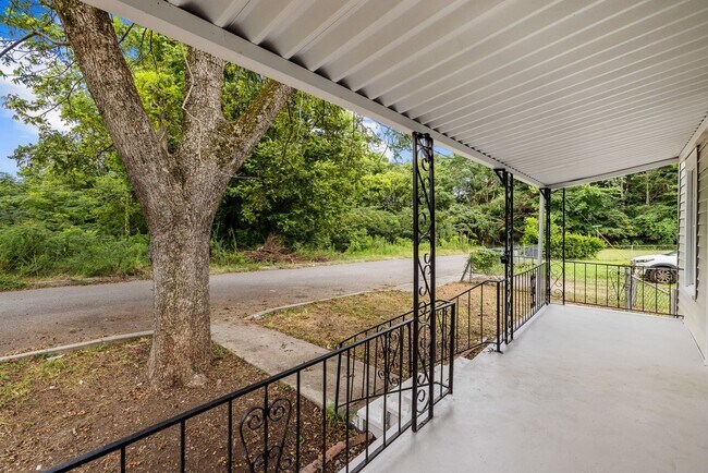 Foto del edificio - Charming 2 Bedroom, 2 Bathroom house