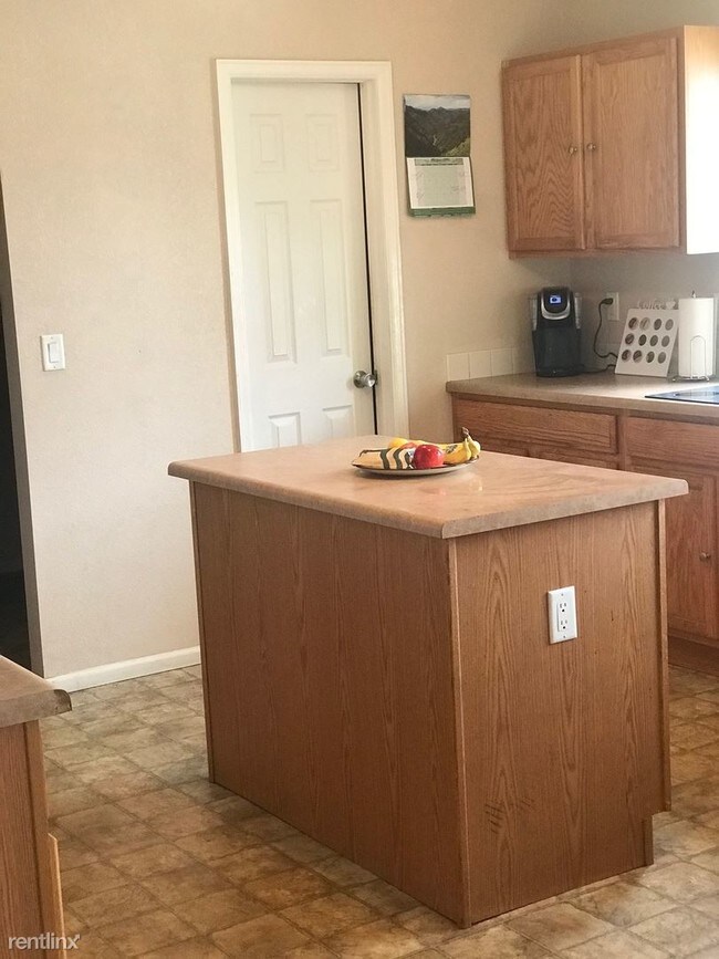 Foto del edificio - 3 br, 2.5 bath House - 19707 E 50th Ave