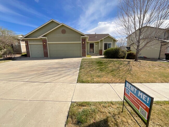 Building Photo - 3 Bedroom Home Available Near Barnes Rd & Peterson Rd!