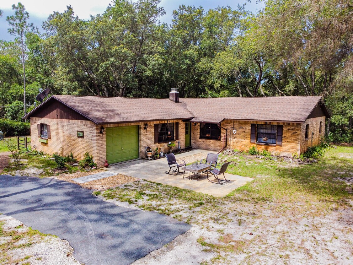 Primary Photo - 7059 Juniper Ave