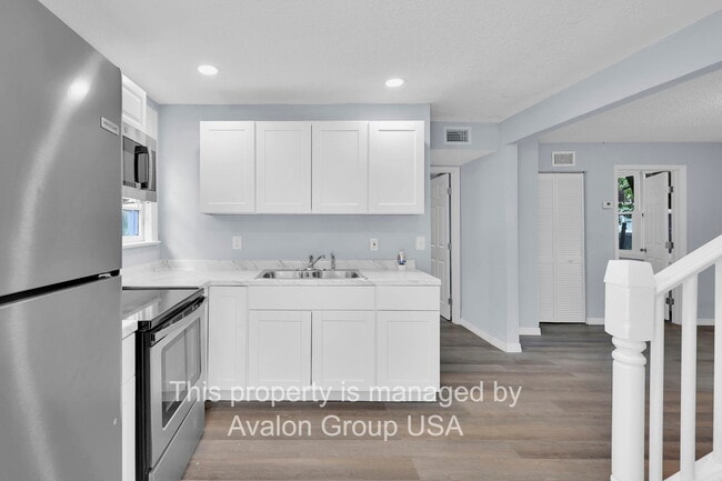 Building Photo - 3058 Fitzgerald St