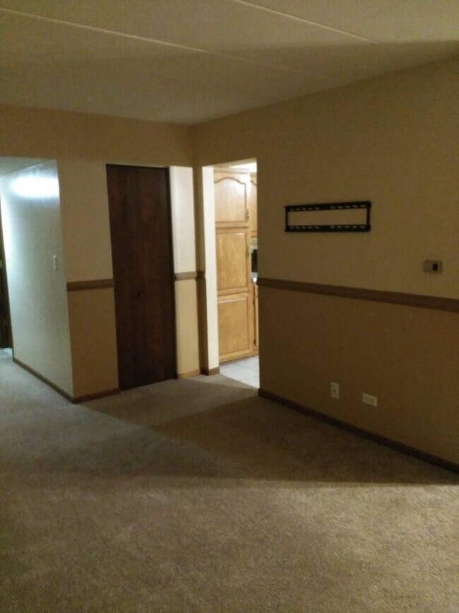 Foto del edificio - 8351 W 87th St