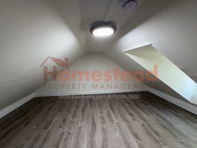 Foto del edificio - 4324 Ridge Rd