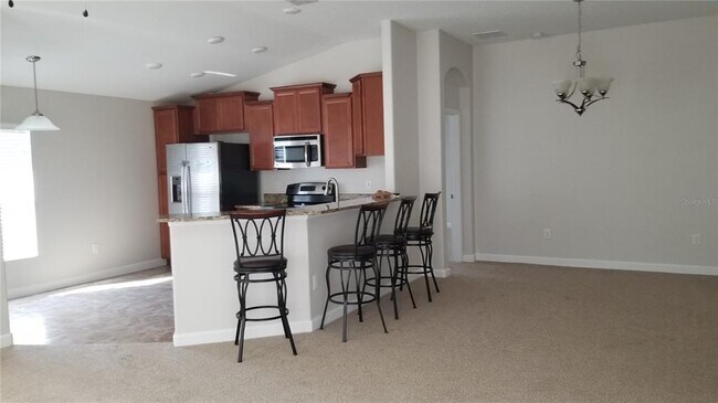 Foto del edificio - 1702 Oak Pond St