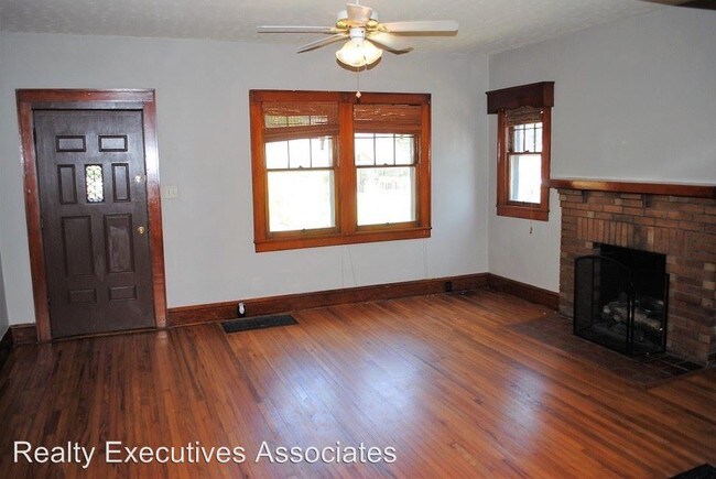 Foto del edificio - 2 br, 1 bath House - 1116 Fairfax Avenue