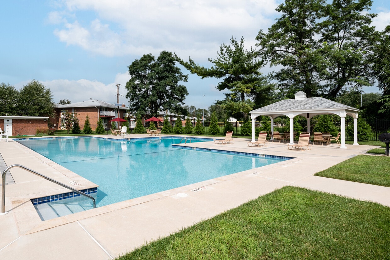 Foto principal - Carlton Apartments