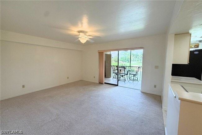 Foto del edificio - 7360 St Ives Way