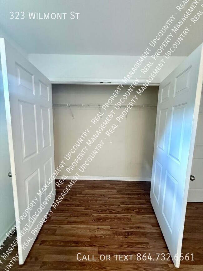 Building Photo - 323 Wilmont St