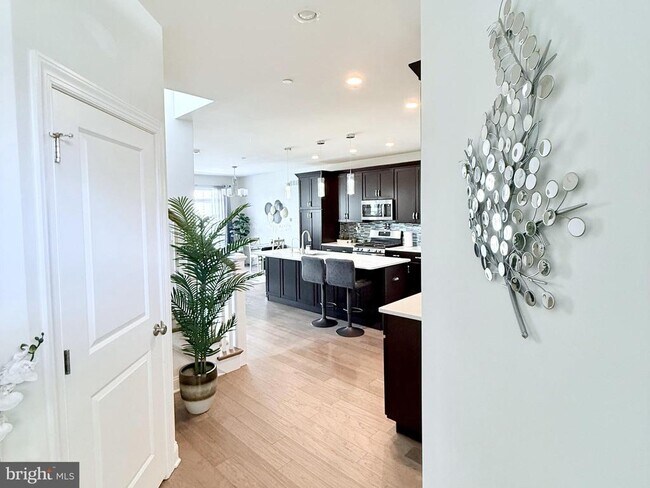 Foto del edificio - 347 Ridgewood Dr