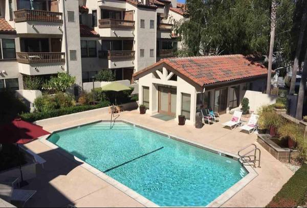 Pool and hot tub - 1022 S Villa Way