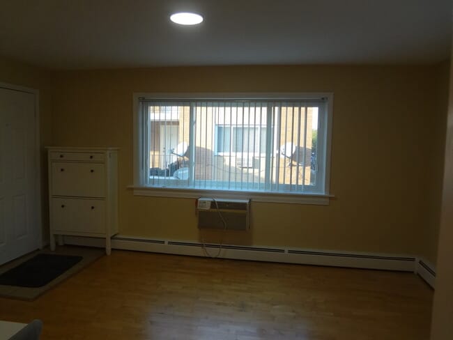Foto del edificio - 4602 N River Rd