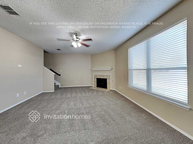 Foto del edificio - 2834 Clear Creek Dr