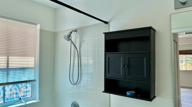Building Photo - 1119 Shoma Dr