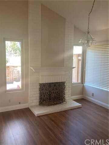 Building Photo - 815 Glenwood Terrace