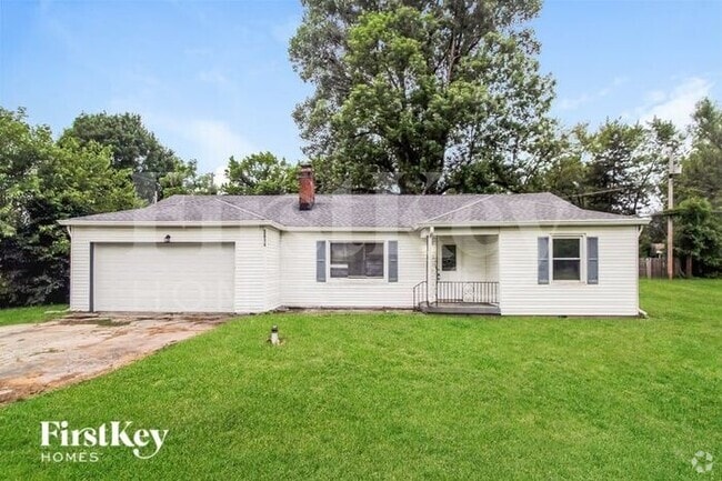 Building Photo - 5614 N Victoria Dr