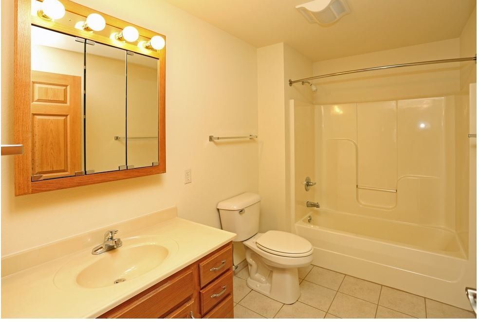 The Windsor Apartments Apartments 155 Devonshire Ct Plover, WI